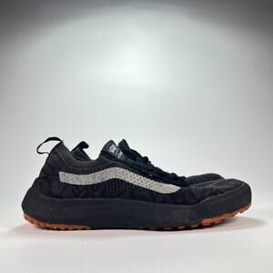 Vans UltraRange VR3 Pirate Black Low Top Skateboarding Shoes 721356 Women's Sz 9